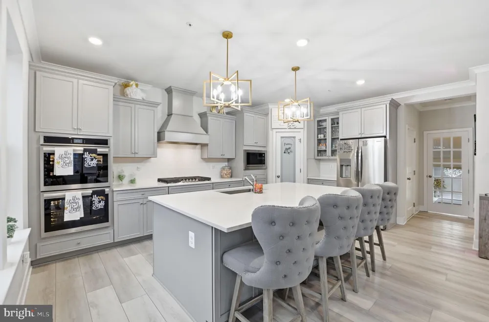 11101 APPLECROSS COURT White Plains, MD 20695