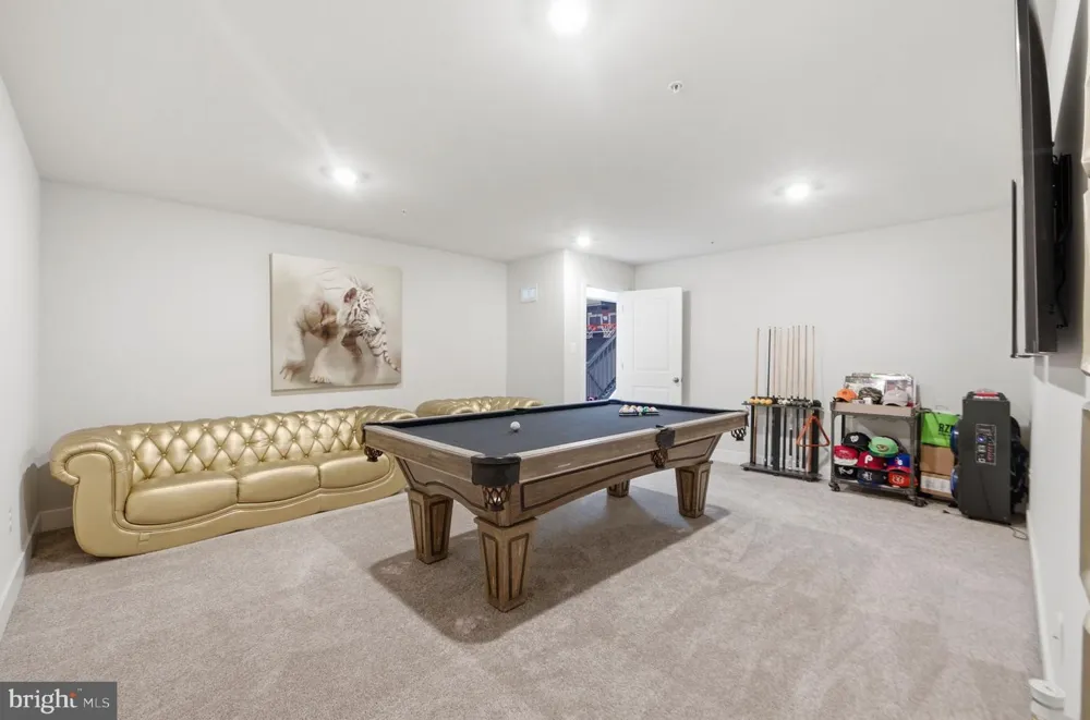11101 APPLECROSS COURT White Plains, MD 20695