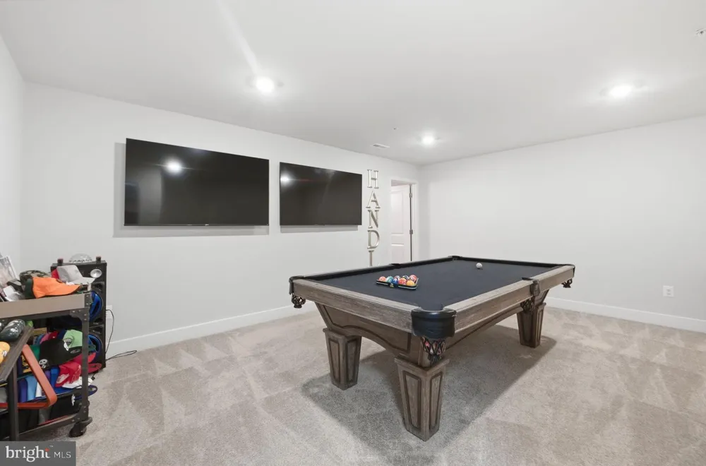 11101 APPLECROSS COURT White Plains, MD 20695