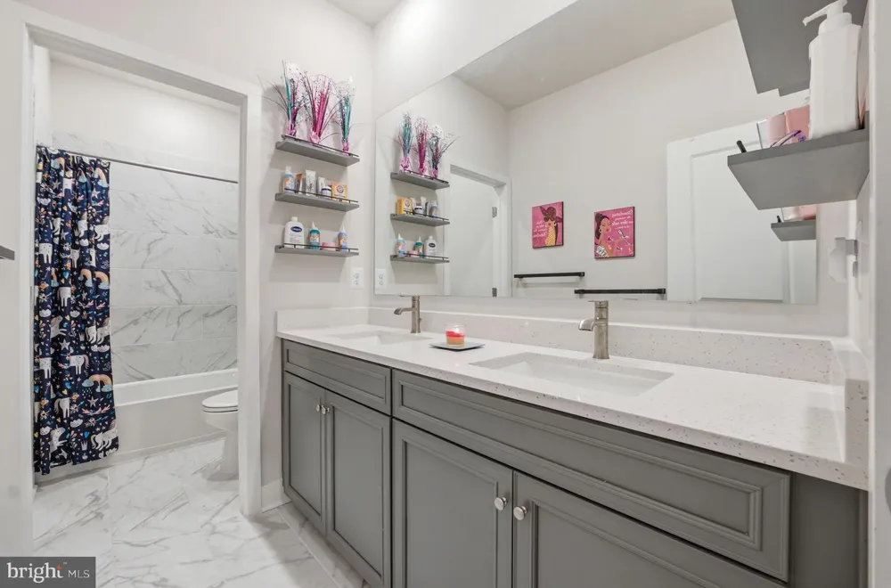 11101 APPLECROSS COURT White Plains, MD 20695