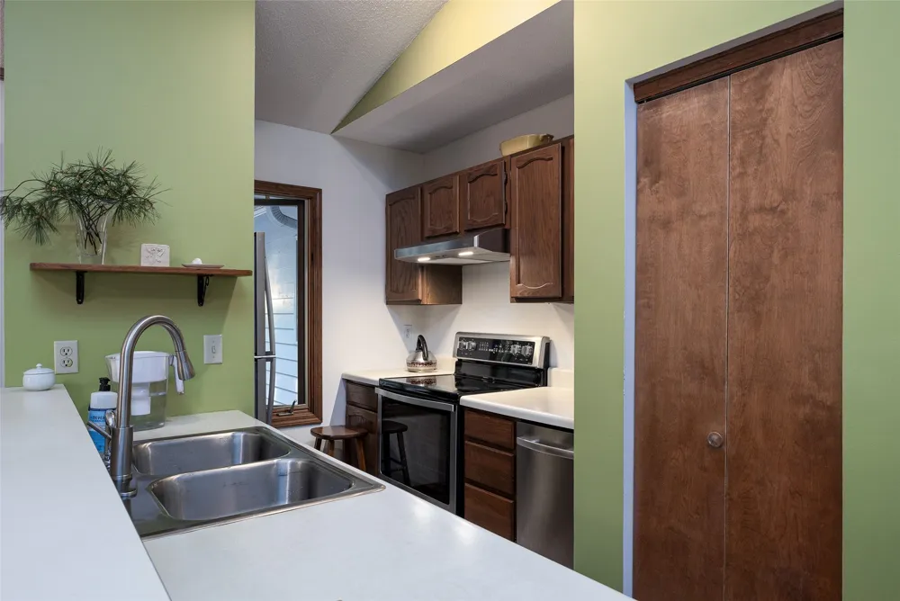1915 W. Christy Trail Sapphire, NC 28774
