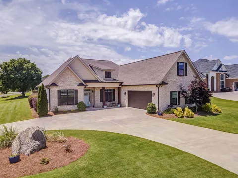 109 Mountain Laurel Lane NE