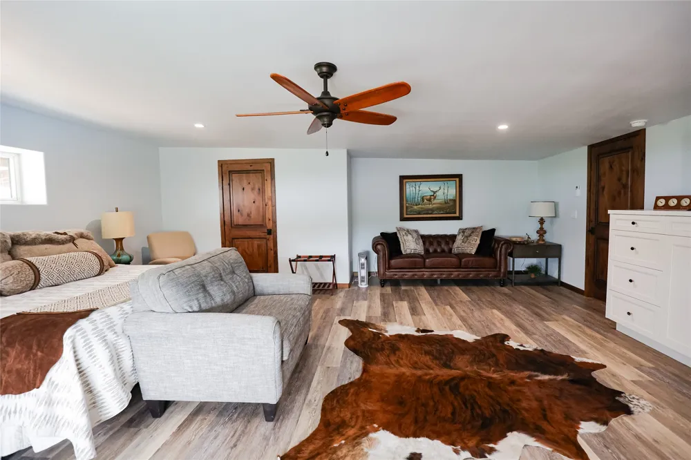 1250 County Rd 419 Rochelle, TX 76872