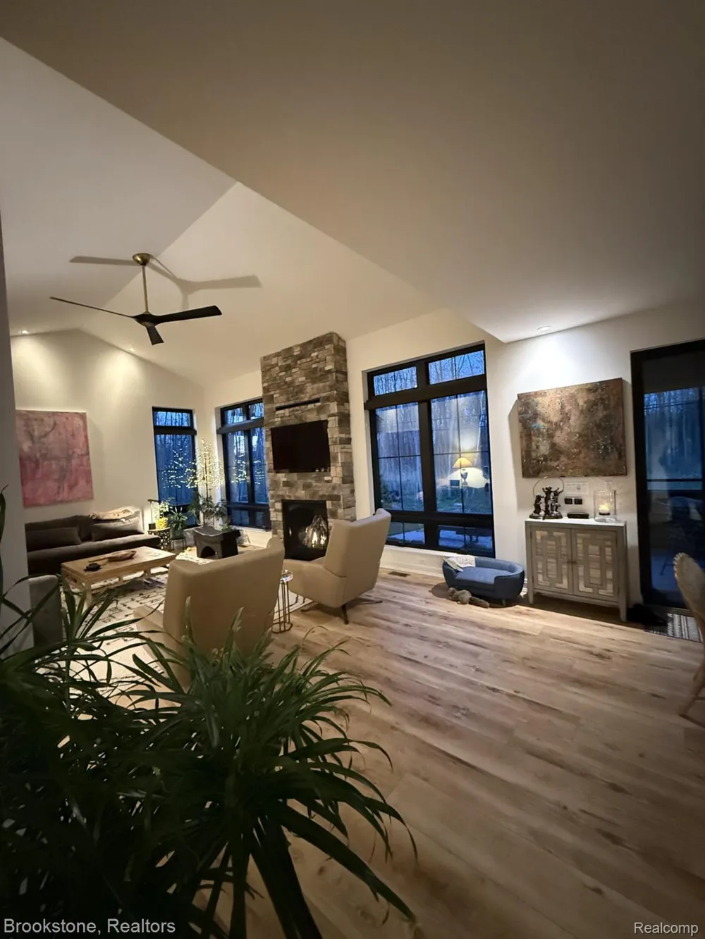 3440 Squirrel Road Auburn Hills City, MI 48326