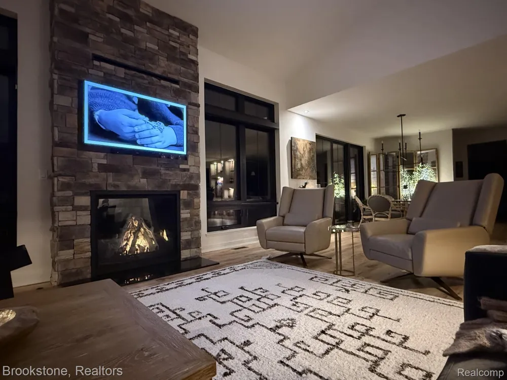 3440 Squirrel Road Auburn Hills City, MI 48326
