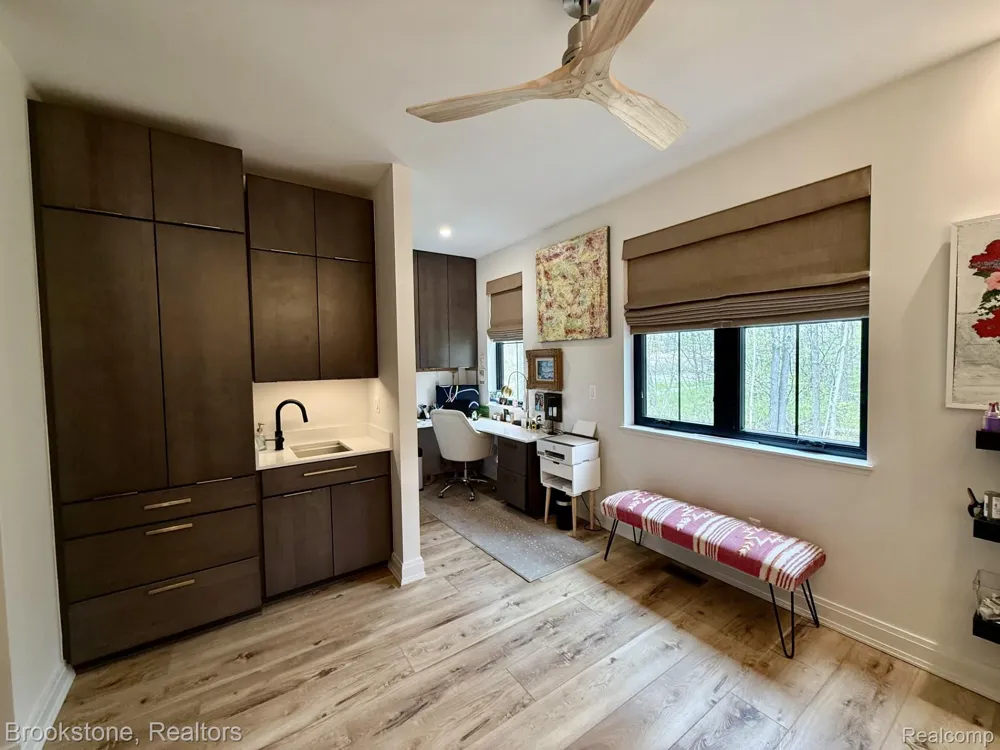 3440 Squirrel Road Auburn Hills City, MI 48326