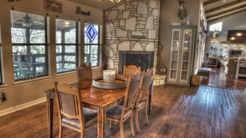 187 ROY CHISUM ROAD Leakey, TX 78873