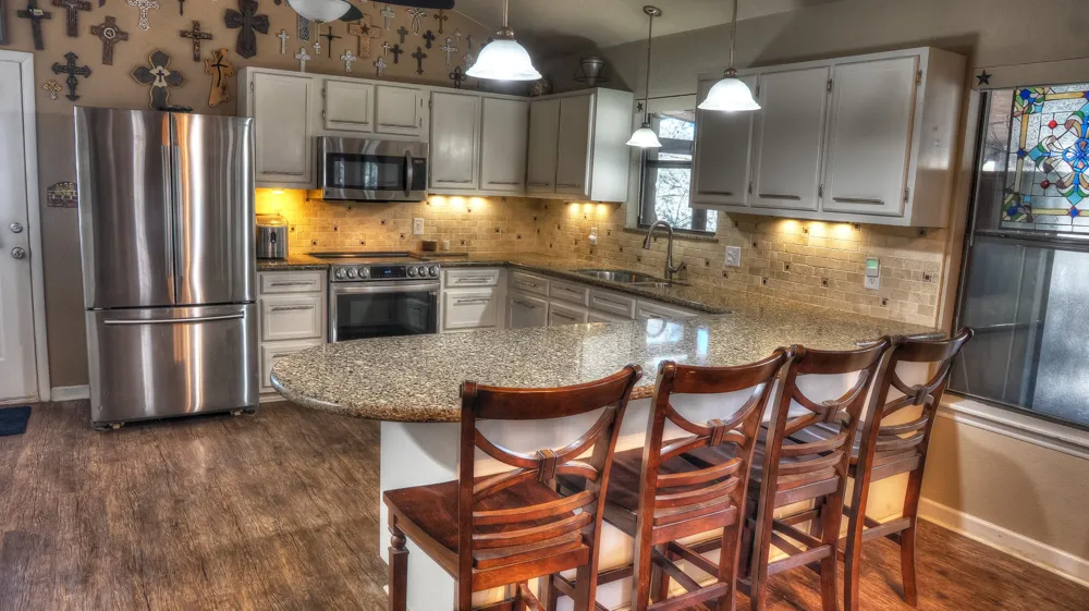 187 ROY CHISUM ROAD Leakey, TX 78873