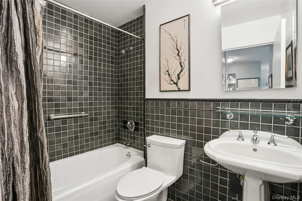 300 E 59th Street #1903 New York (Manhattan), NY 10022