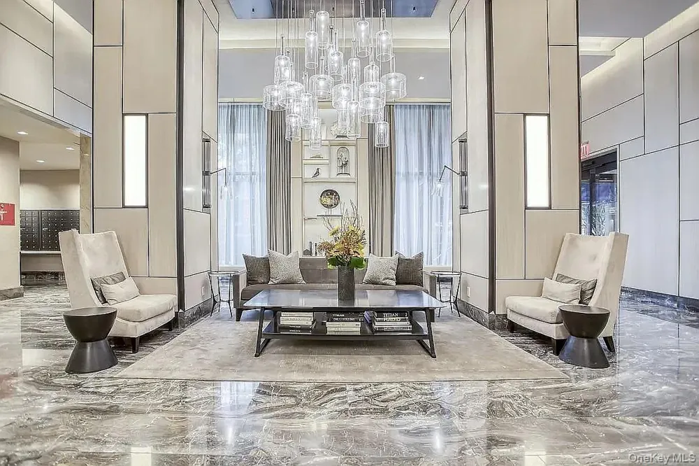 300 E 59th Street #1903 New York (Manhattan), NY 10022