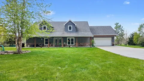 7572 Tucker Lane