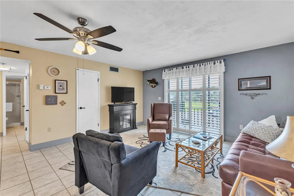 1640 JUNO TRAIL #205C Astor, FL 32102