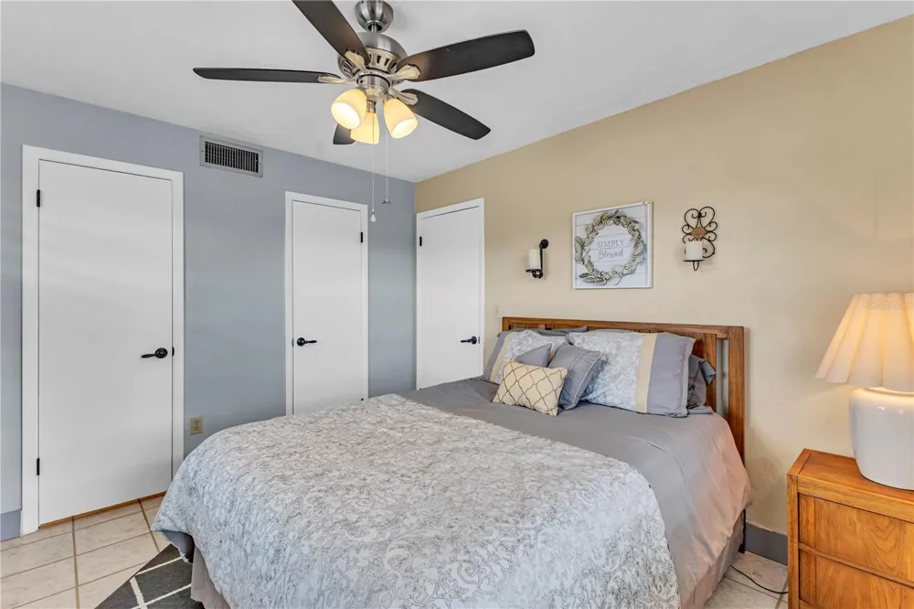1640 JUNO TRAIL #205C Astor, FL 32102