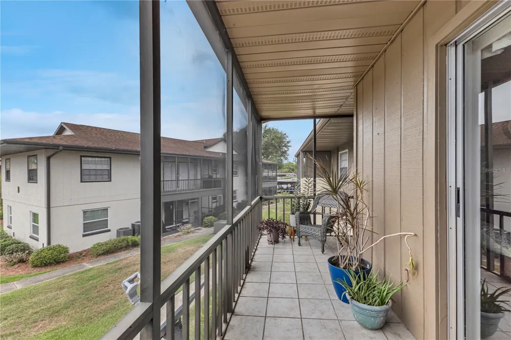 1640 JUNO TRAIL #205C Astor, FL 32102