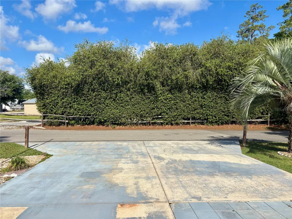 3273 NE 102ND AVENUE ROAD Silver Springs, FL 34488
