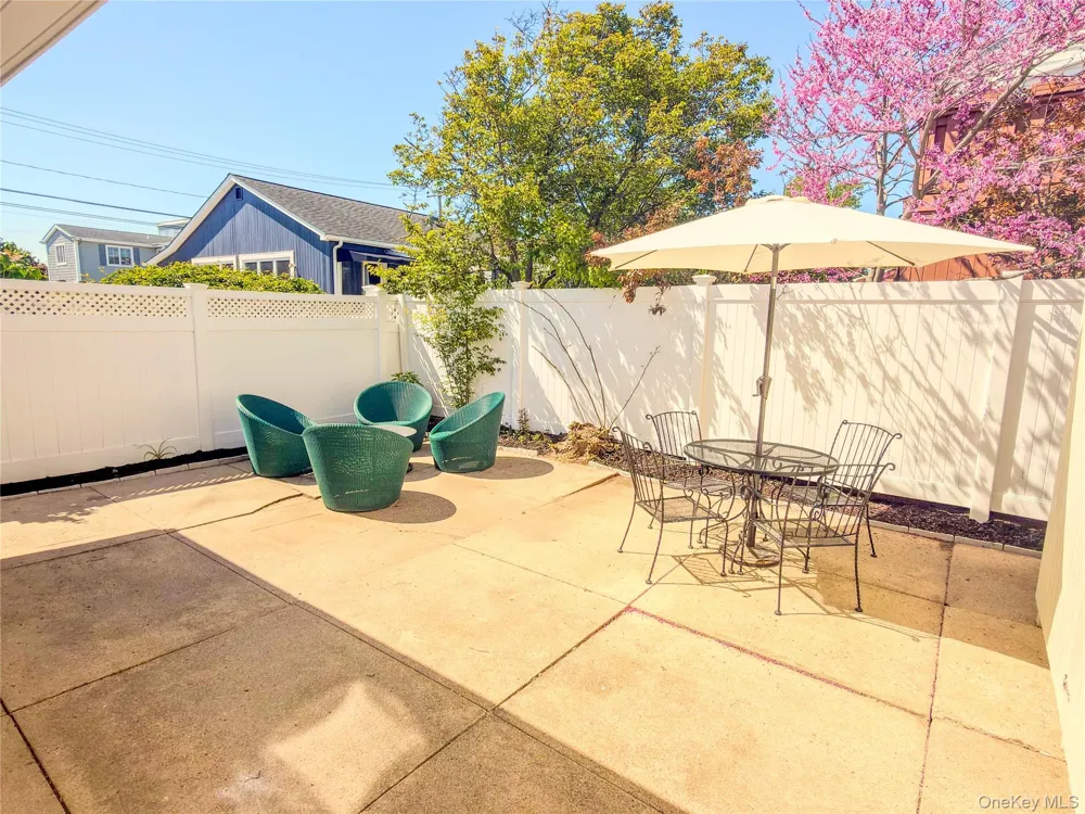 23 Garden City Avenue Point Lookout, NY 11569