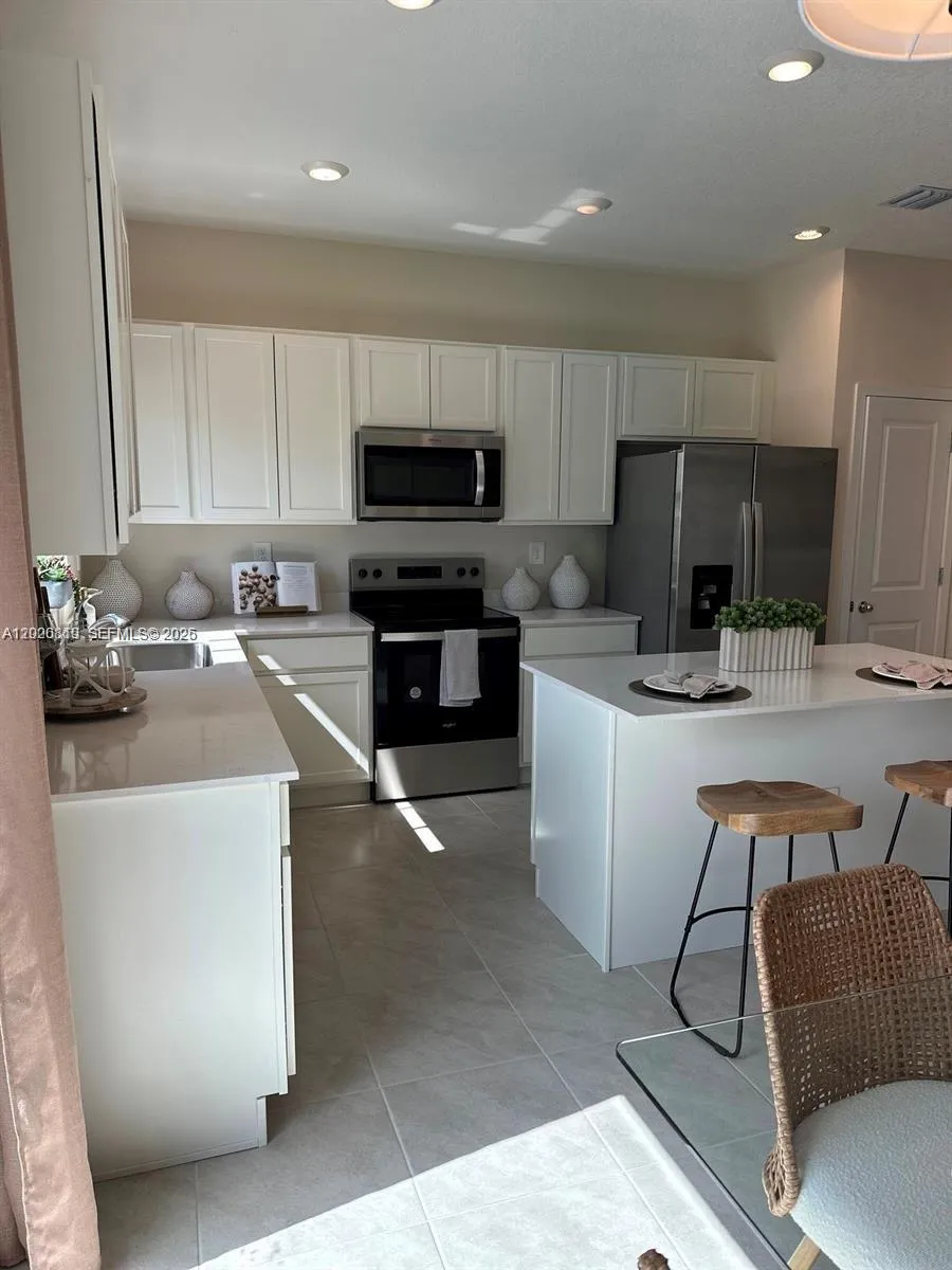 853 SW 12th St Florida City, FL 33034