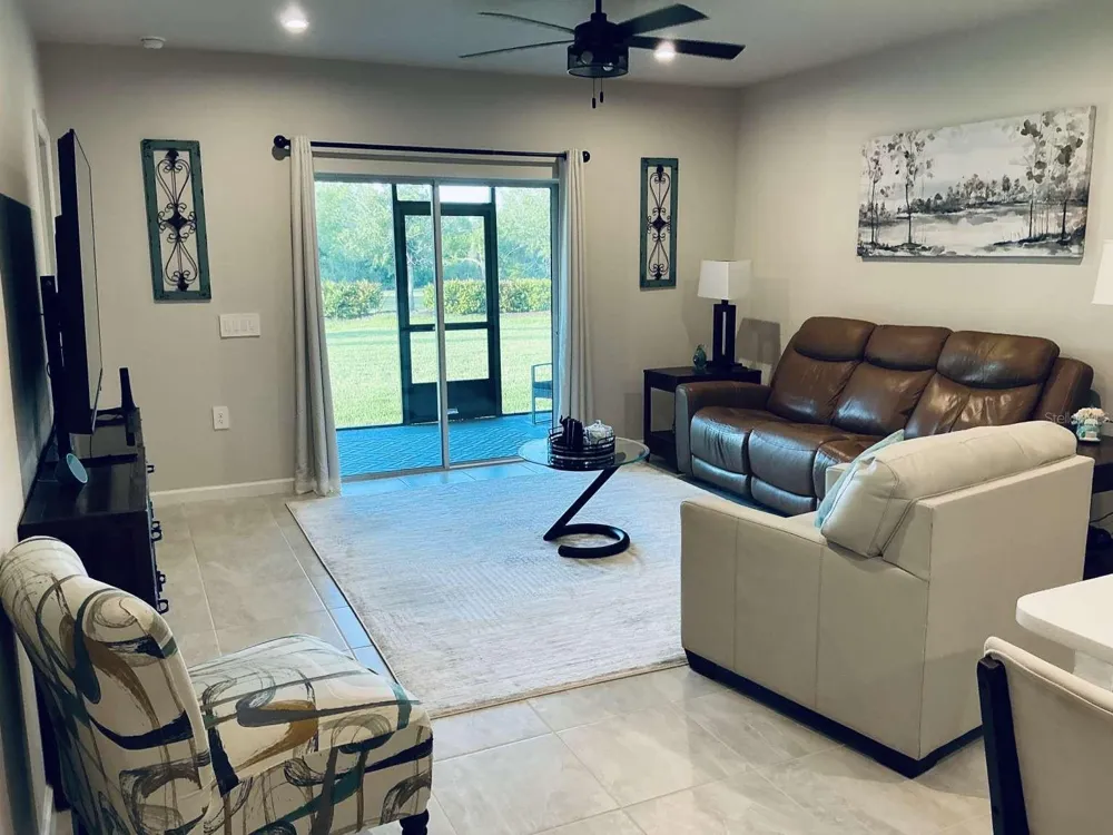 1982 W PALMS DRIVE Port Charlotte, FL 33953