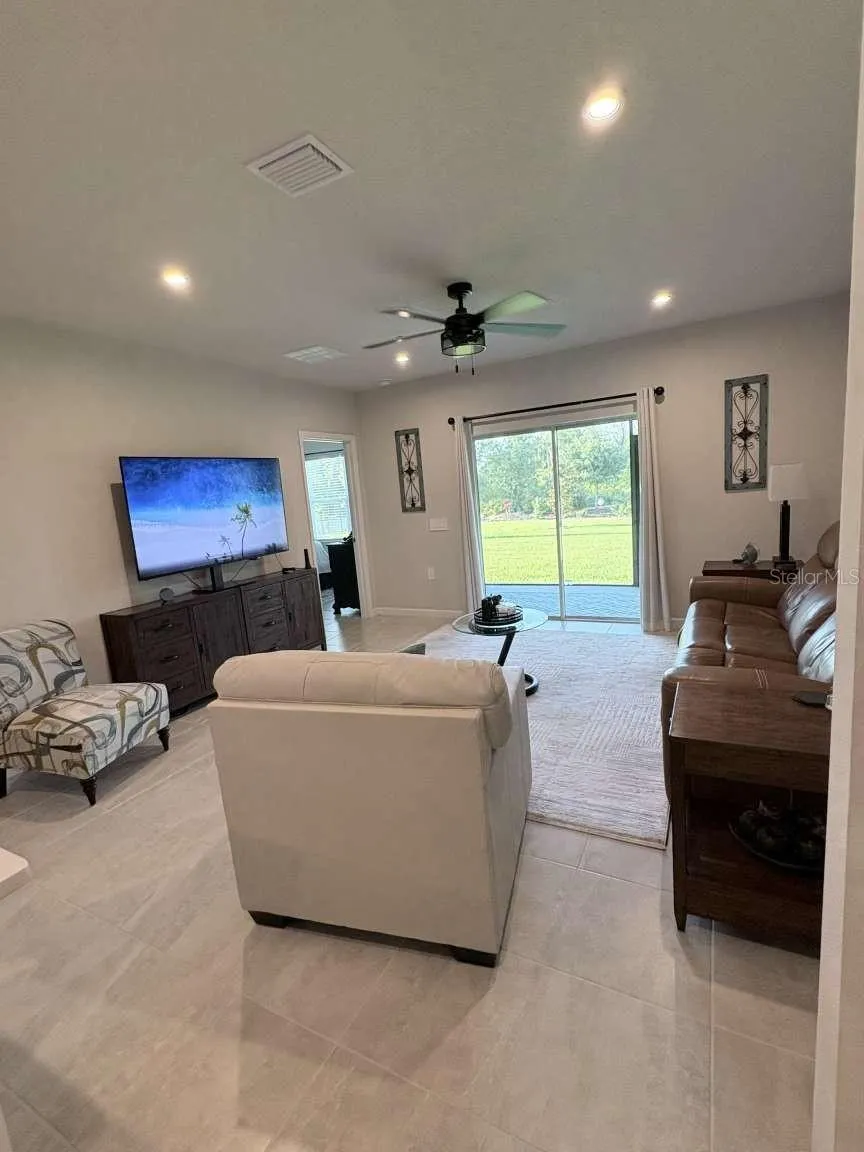 1982 W PALMS DRIVE Port Charlotte, FL 33953