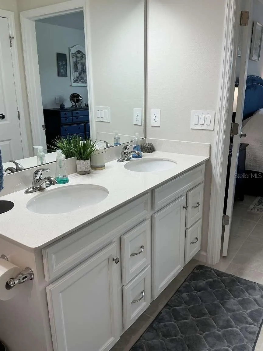 1982 W PALMS DRIVE Port Charlotte, FL 33953
