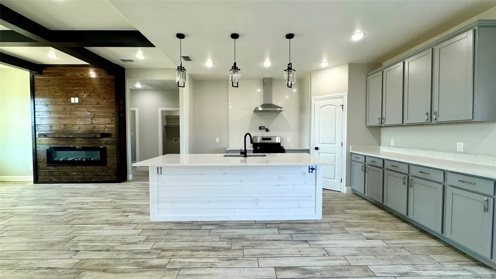 1490 FM 1256 Eustace, TX 75752