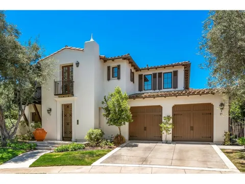 11 Greens Bluff