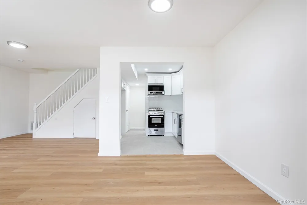 33 Marc Street Staten Island, NY 10314