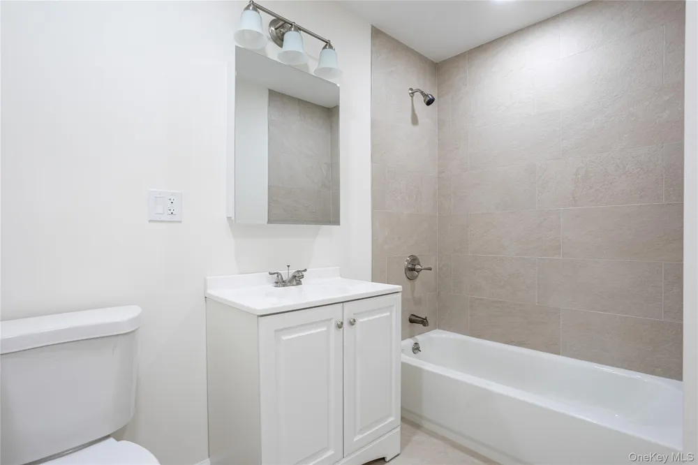 33 Marc Street Staten Island, NY 10314
