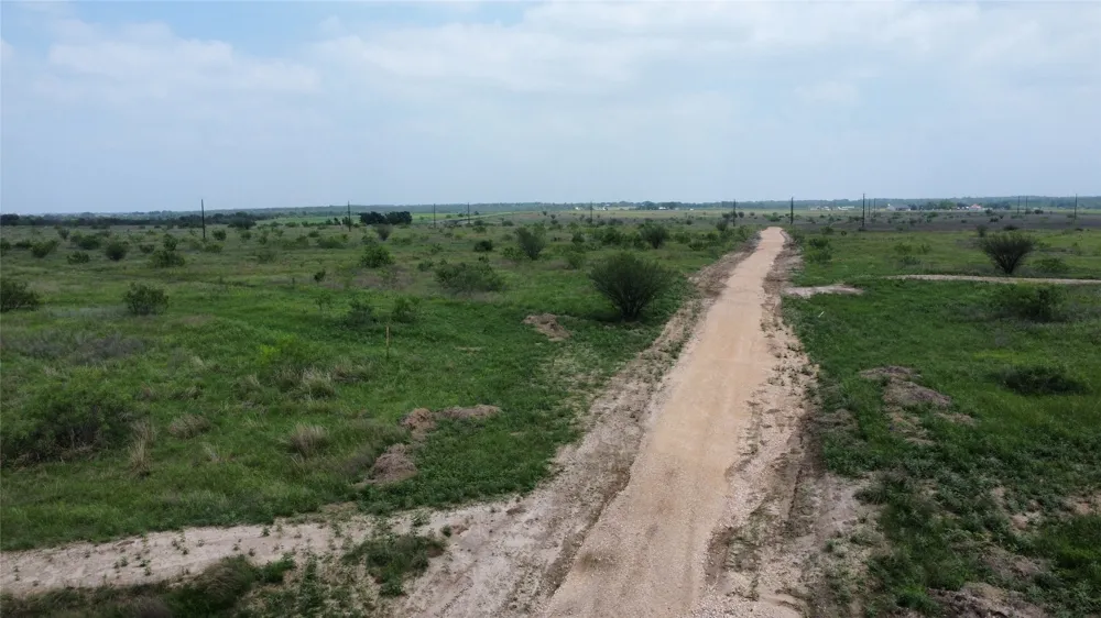 18 CR 473 Thrall, TX 76578
