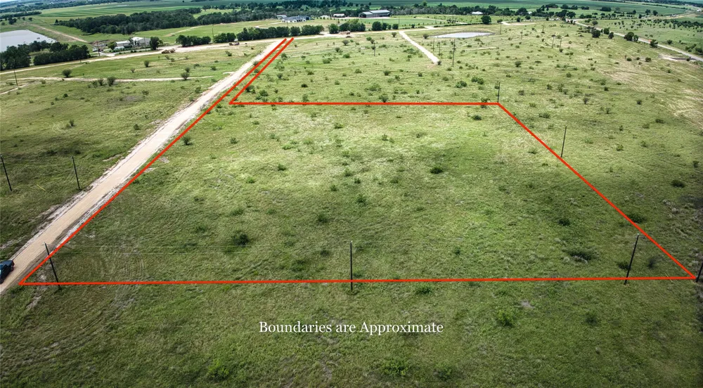 18 CR 473 Thrall, TX 76578