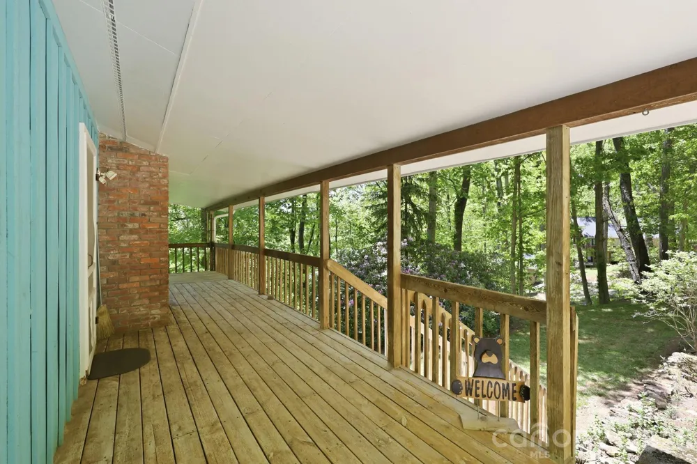 169 Sleepy Hollow Lane Canton, NC 28716