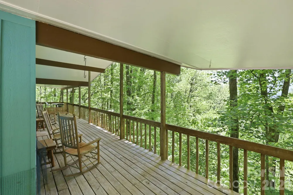 169 Sleepy Hollow Lane Canton, NC 28716