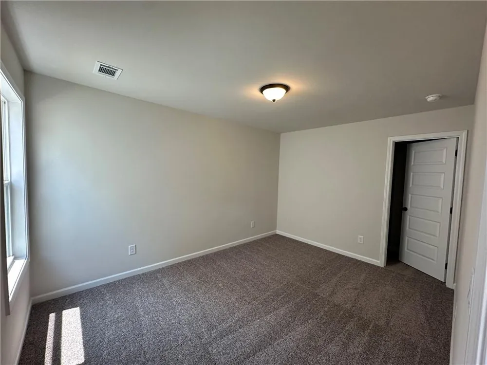 62 Avian Way Auburn, GA 30011