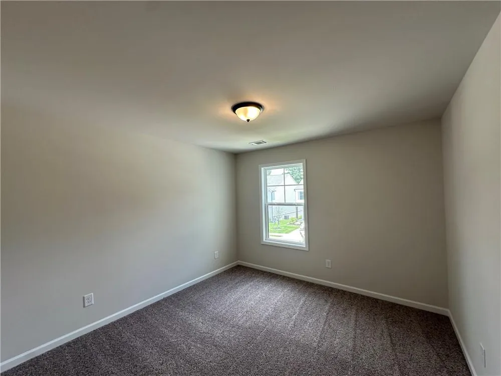 62 Avian Way Auburn, GA 30011