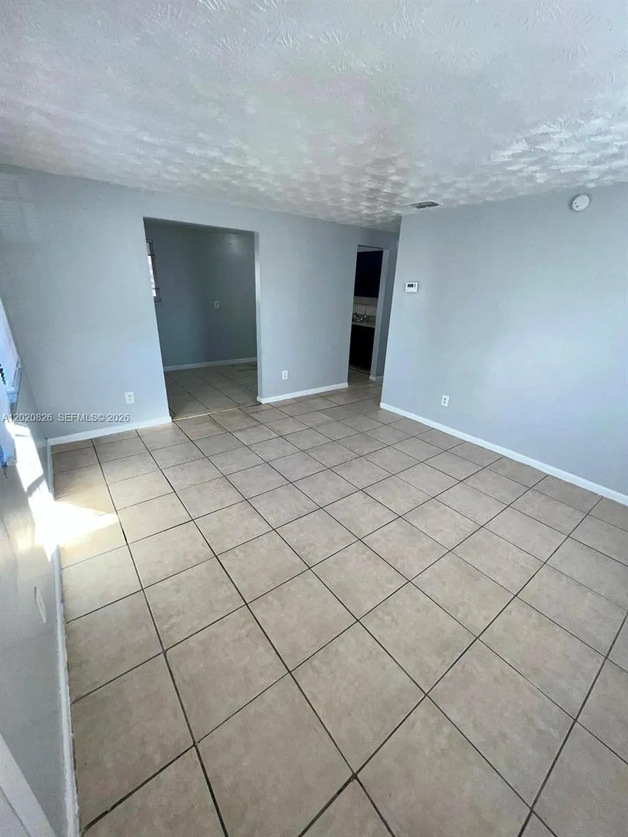 2644 West Jacksonville, FL 32209