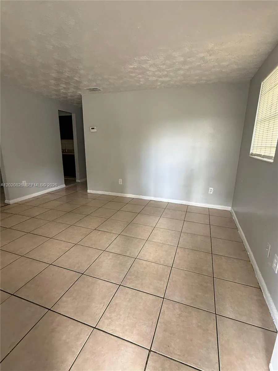 2644 West Jacksonville, FL 32209