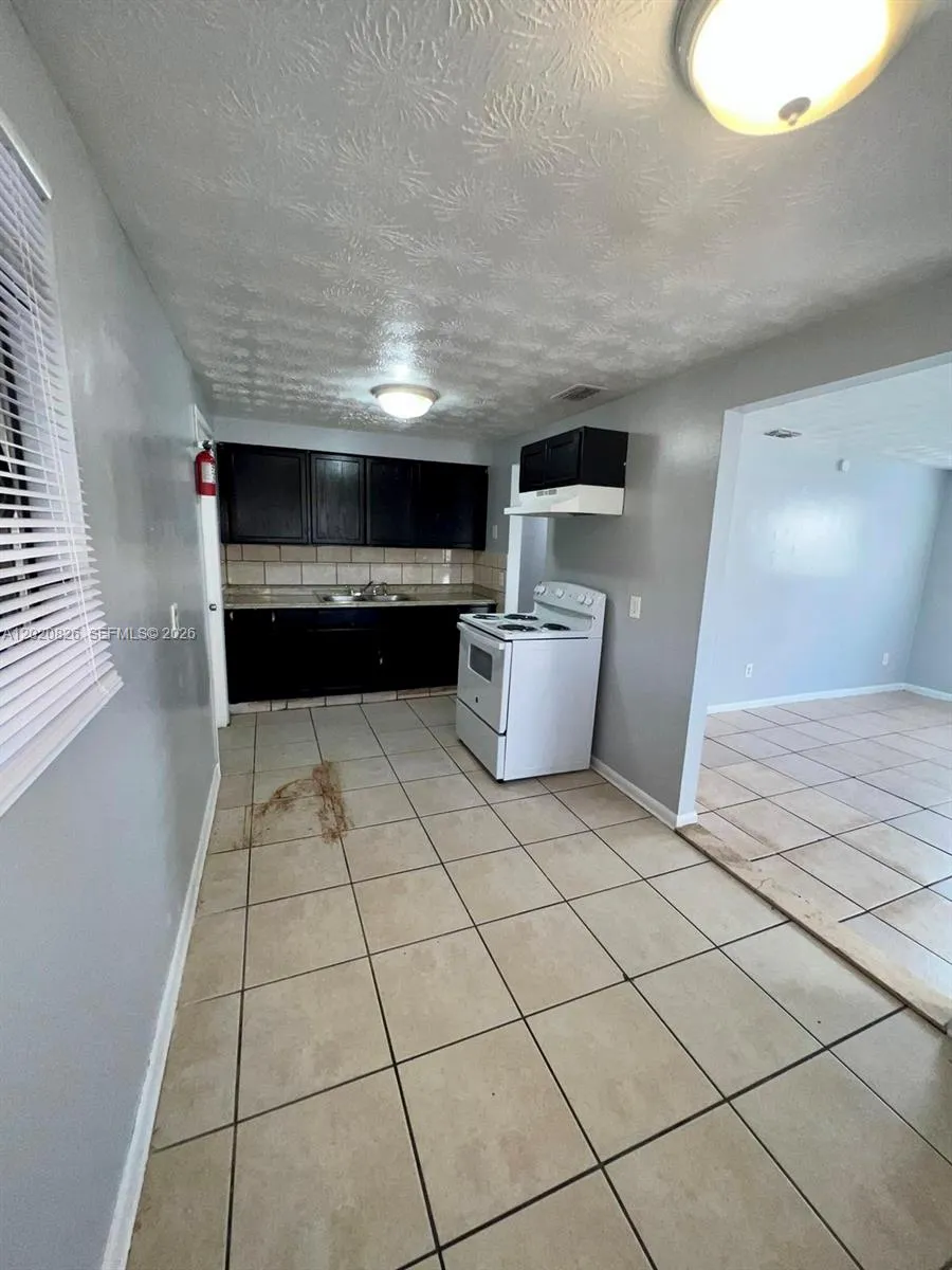 2644 West Jacksonville, FL 32209