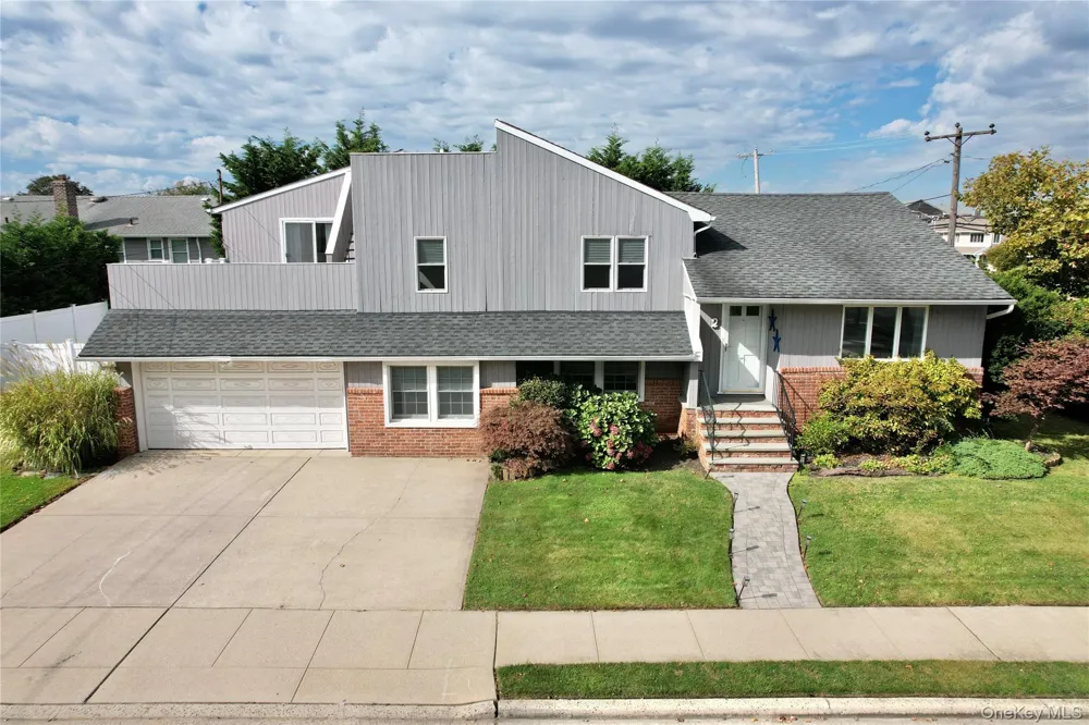 2 Biarritz Street Long Beach, NY 11561