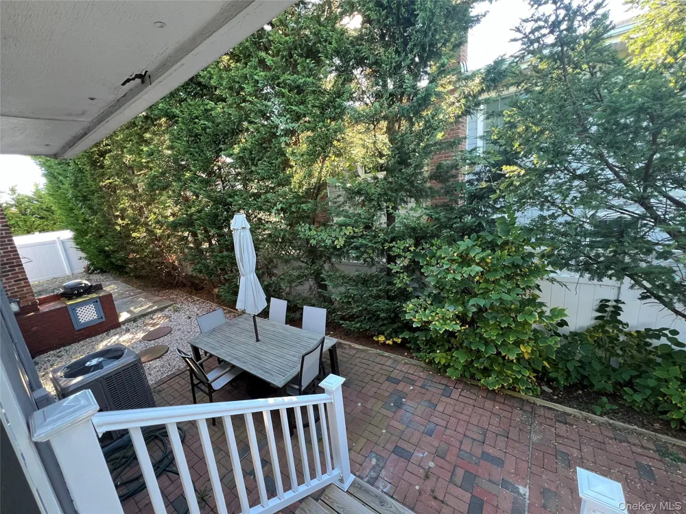 2 Biarritz Street Long Beach, NY 11561