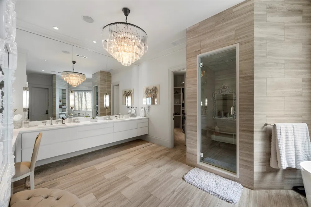 9525 Alva Court Dallas, TX 75220