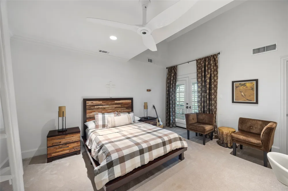 9525 Alva Court Dallas, TX 75220