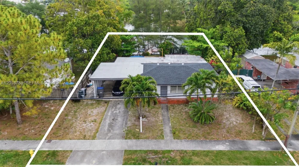 4621 SW 31st Dr West Park, FL 33023