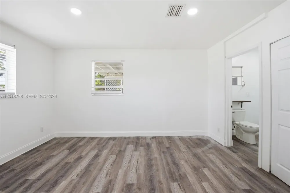 4621 SW 31st Dr West Park, FL 33023