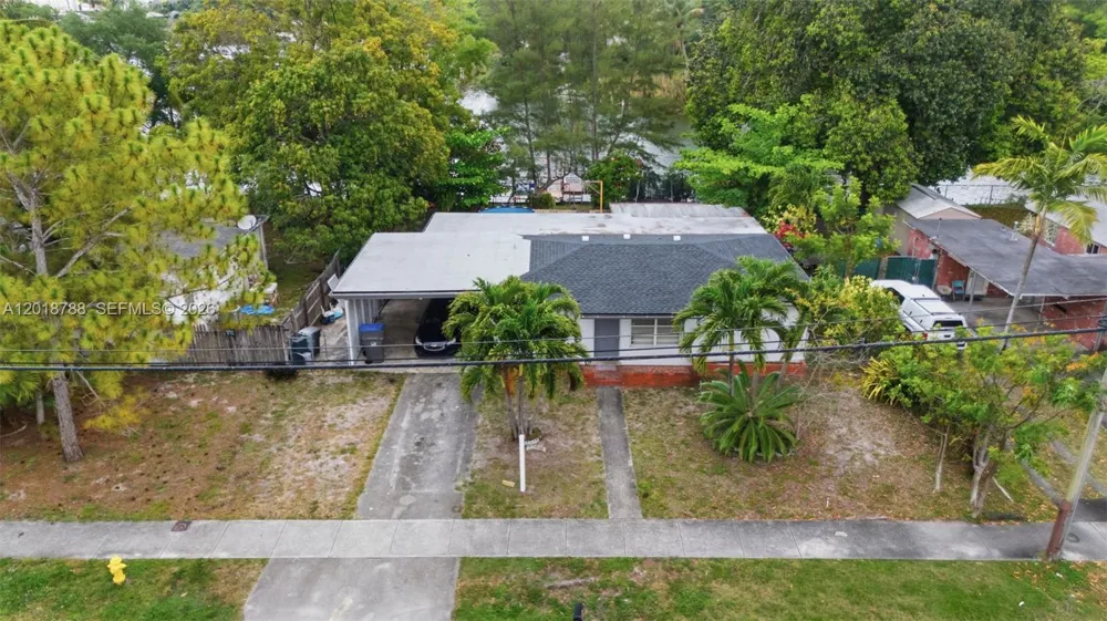 4621 SW 31st Dr West Park, FL 33023