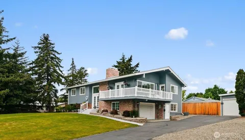 1204 Vista Road