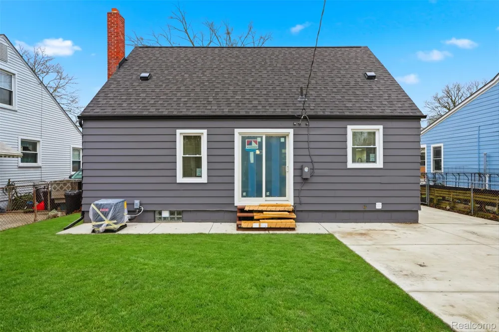 3050 Catalpa Drive Berkley City, MI 48072