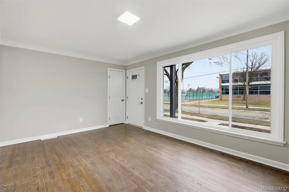 3050 Catalpa Drive Berkley City, MI 48072
