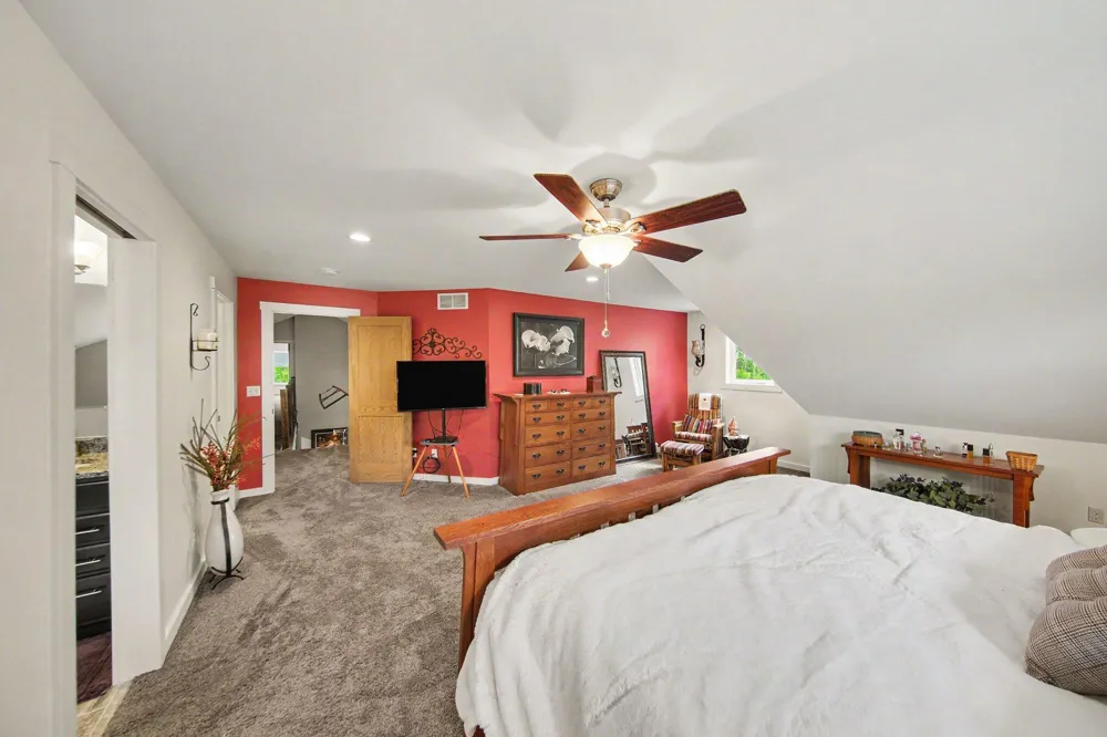 7572 Tucker Lane Leoni Township, MI 49201
