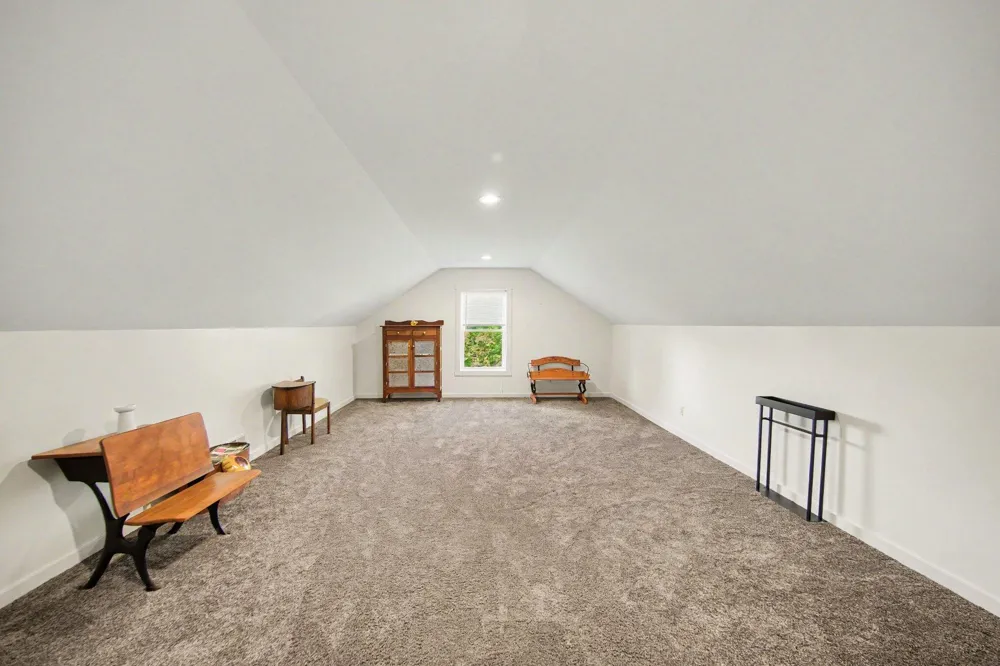 7572 Tucker Lane Leoni Township, MI 49201