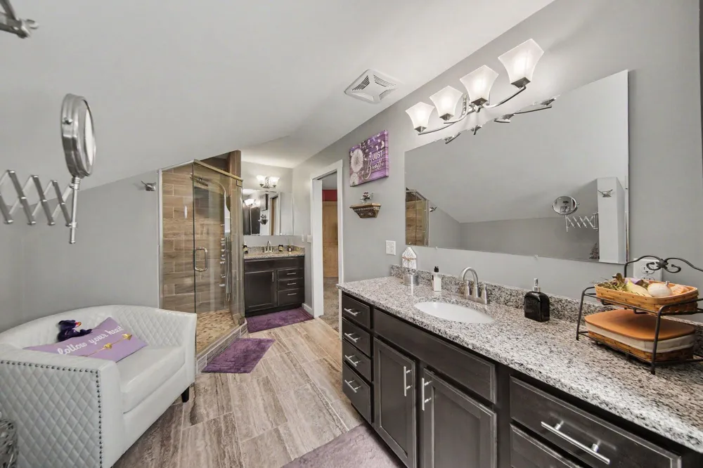 7572 Tucker Lane Leoni Township, MI 49201
